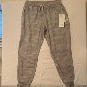 Vuori Gray Lightweight Active Joggers